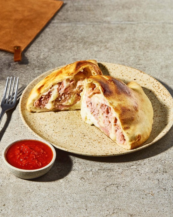 Classic Calzone