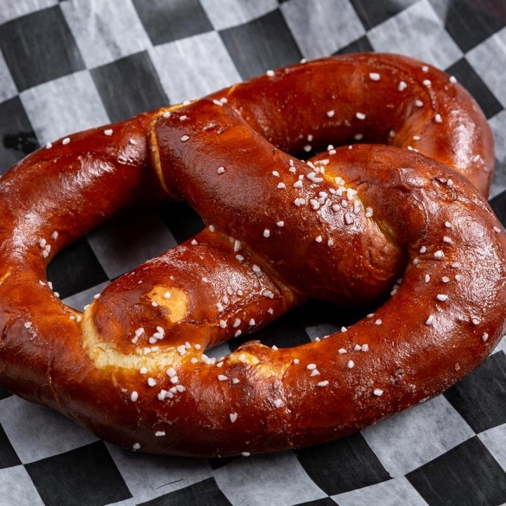 JUMBO PRETZEL