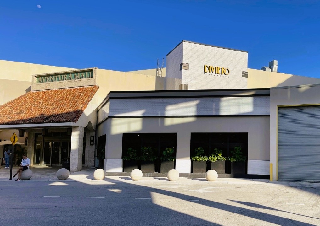 Divieto Ristorante - Aventura