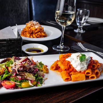 Centanni Italian Restaurant 117 N Victory Blvd