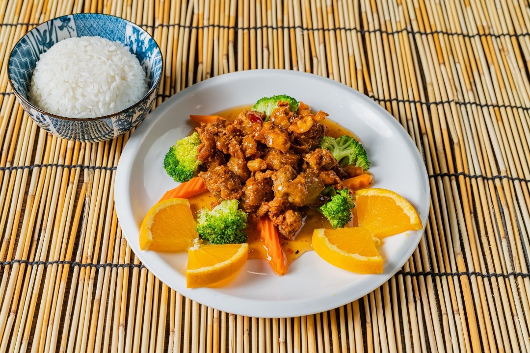 Lunch Orange Chicken w/ Rice