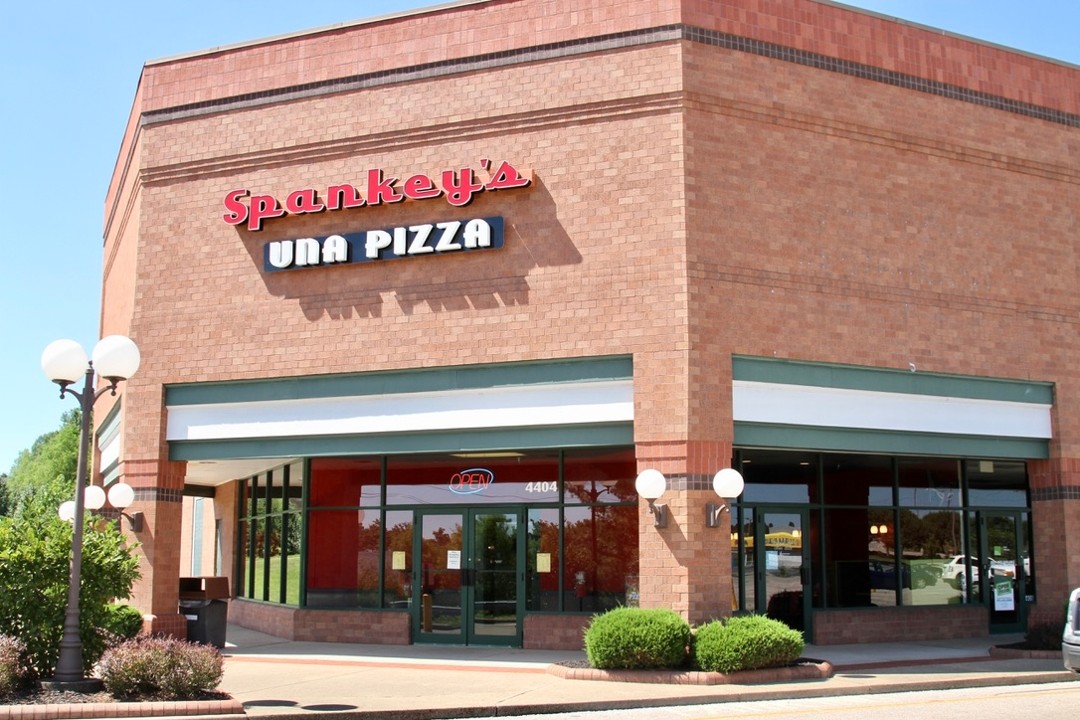 Spankey's Una Pizza 4404 W Lloyd Expy