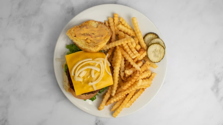 CHEESEBURGER & FRIES