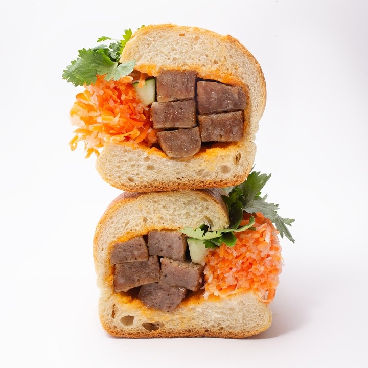 #3 BBQ Pork Banh Mi 串烧猪肉面包