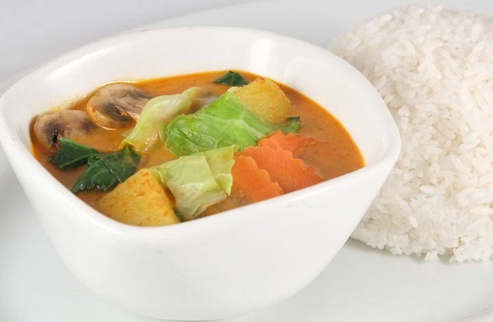 82. VEGGIE CURRY