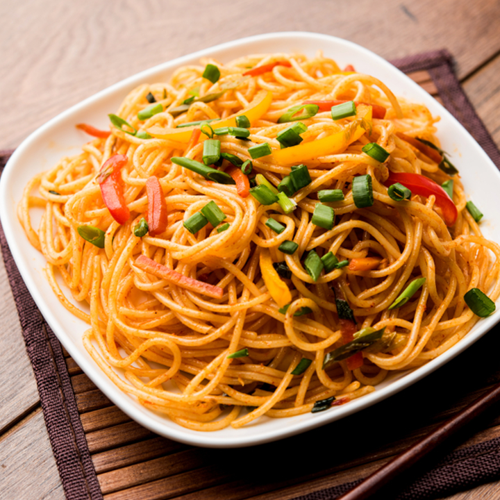 Schezwan Veg Noodles (Spicy)
