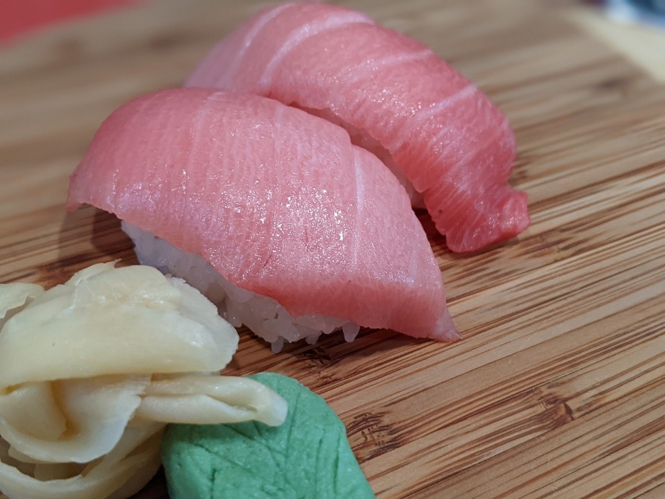 Bluefin Fatty Tuna Nigiri Traditional (2 Pcs)