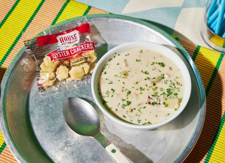 Cup Clam Chowder (Seasonal)