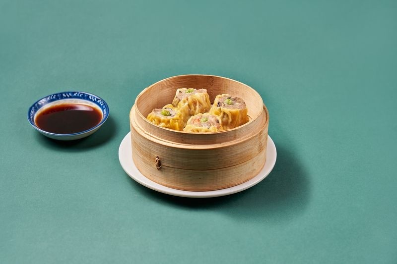 鲜肉虾烧卖 Pork and Shrimp Shu Mai (4)