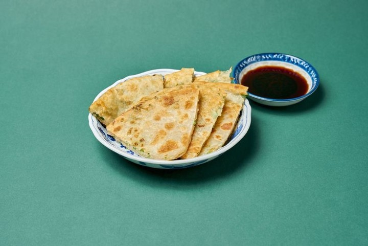 葱油饼 Scallion Pancake (1)