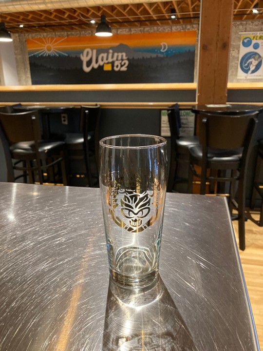 20oz Alien Pub Glass