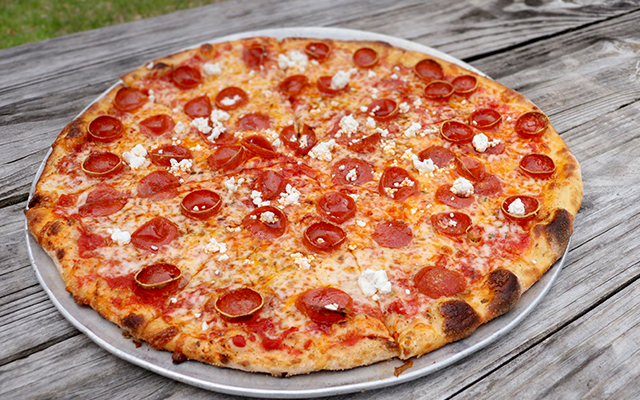 Small Hot Honey, Cup & Char Pepperoni & Goat Cheese