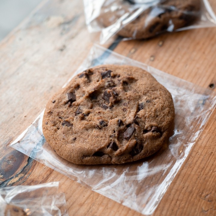 Single Chocolate Chunk Cookie