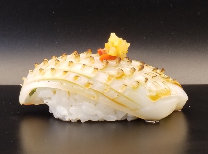 CUTTLEFISH (Ika) NIGIRI