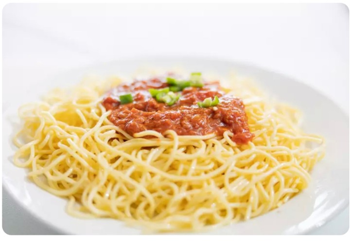 spaghetti tomato sauce