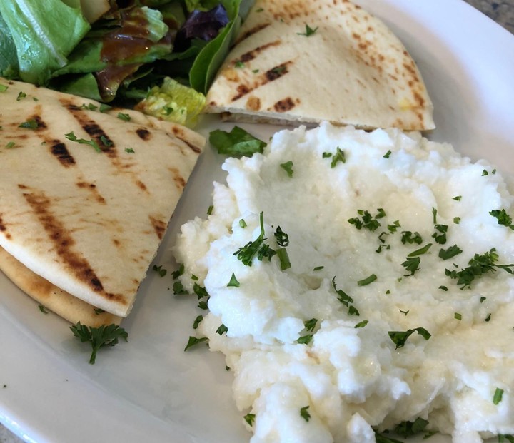 Garlic & Pita Appetizer