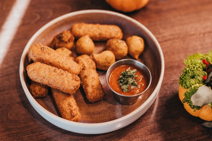 mozzarella sticks