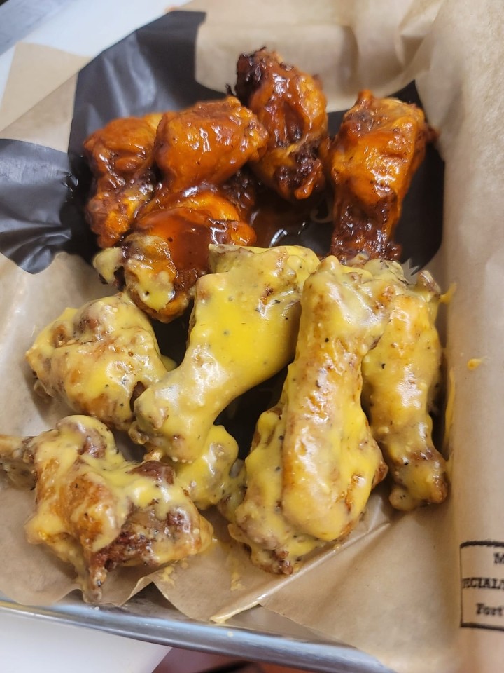 10PC WING COMBO BONE IN