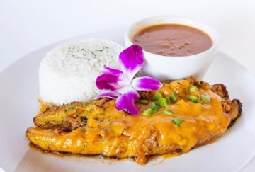 Luna Rosa Puerto Rican Grill y Tapas
