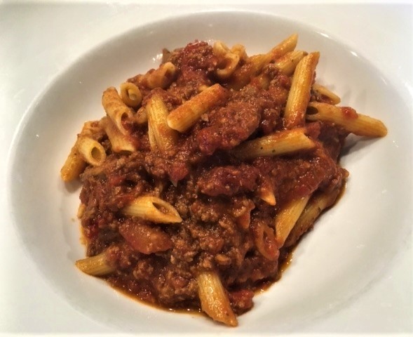 PENNE BOLOGNESE