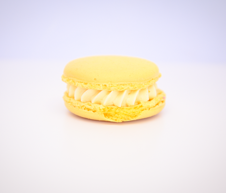 Limoncello Macaron