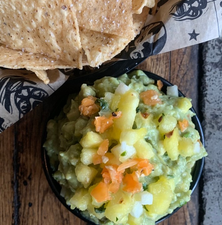 PINEAPPLE GUACAMOLE