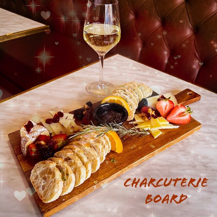 Formage & Charcuterie Board