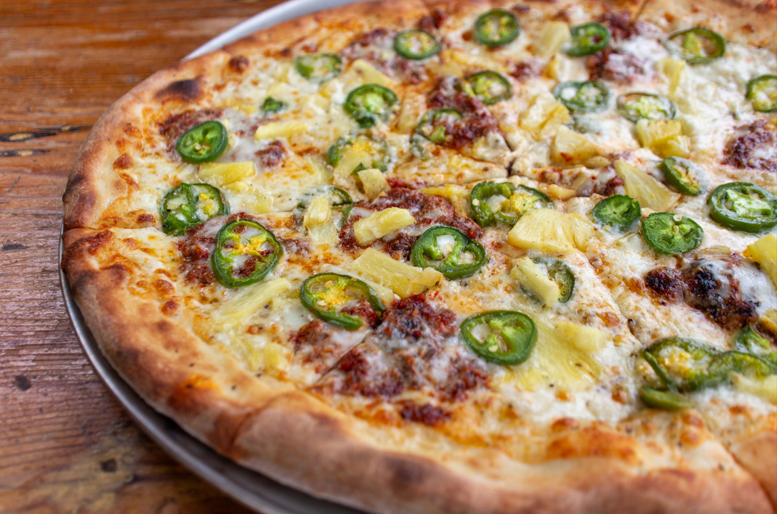 Large Spicy Pulled Pork, Jalapeño & Pineapple
