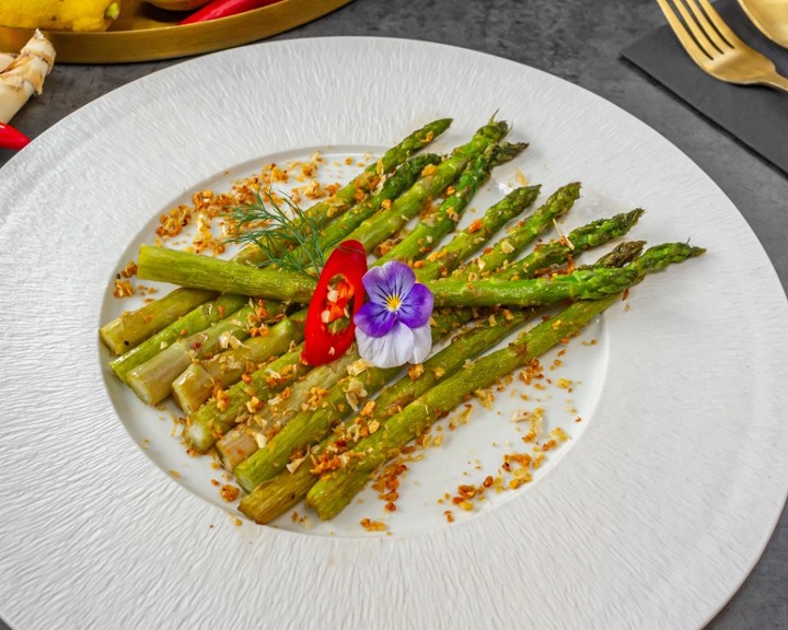 Grilled Asparagus ⓥ*,