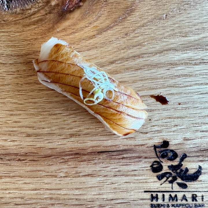 Hamachi Toro Nigiri