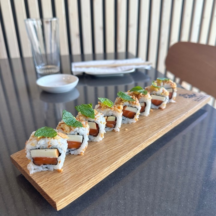 Salmon Curry Roll