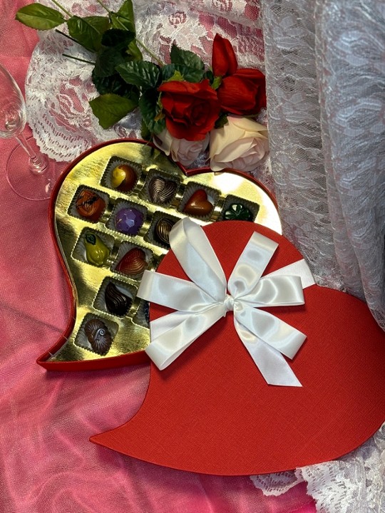 Valentine Heart Box for 16 truffles