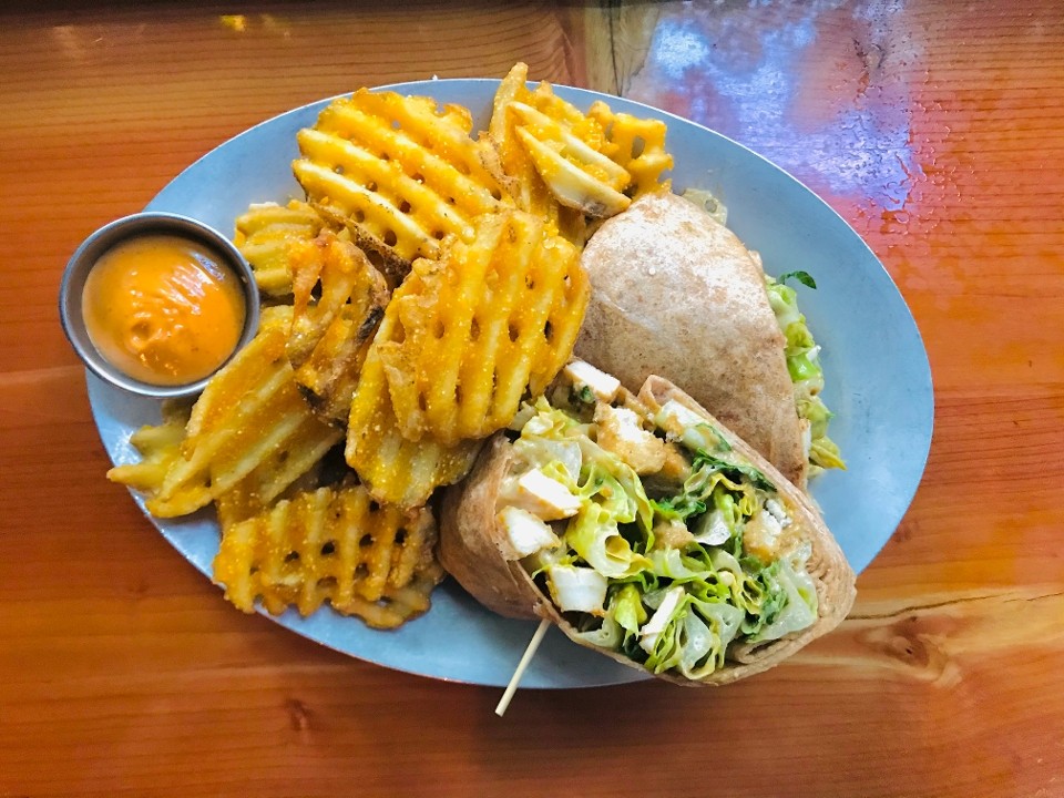 CHICKEN CAESAR WRAP