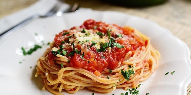 Spaghetti Marinara (Halal)