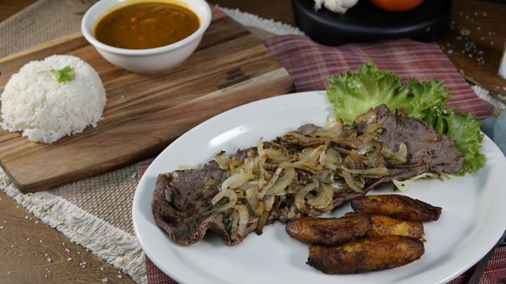 Bistec Encebollado