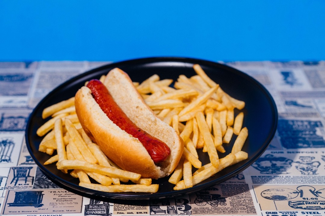 Kids Hot Dog w/ Fries