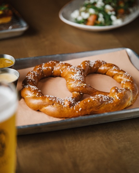 Bavarian Double Twist Pretzel