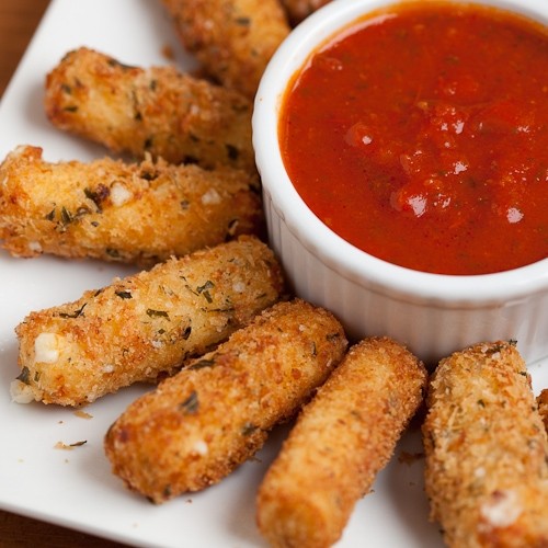 Mozarella Sticks w/ Marinara