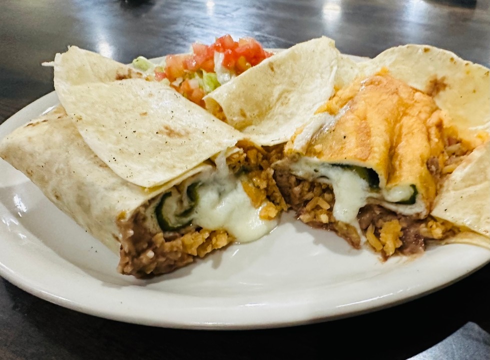 Chile Reyeno Burrito