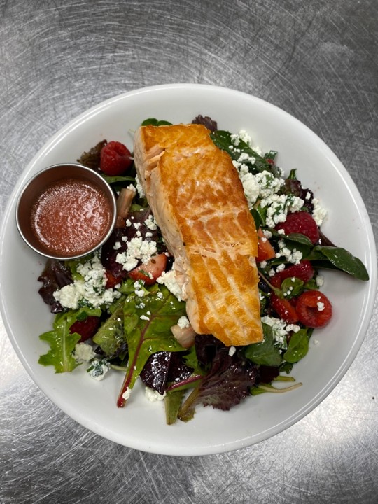 Pan Seared Atlantic Salmon Salad