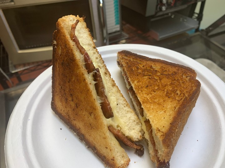 GRILLED CHEESE DELUXE