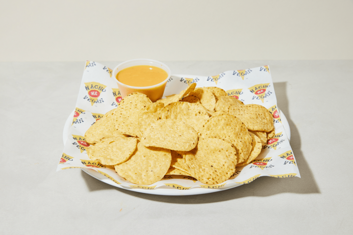 Chips & Queso (4oz)