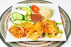 Pollo Encebollado