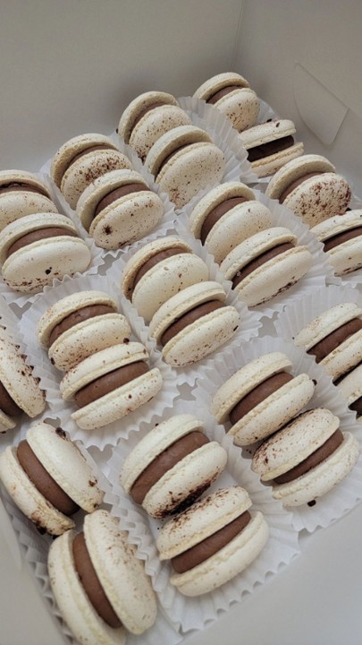 Chocolate Macaron