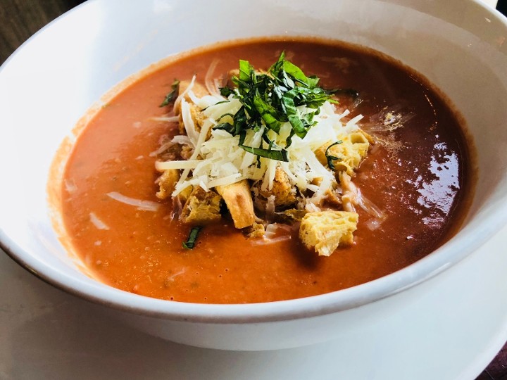 Bowl-Smoked Tomato Bisque*