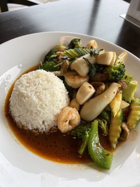 Seafood Basil