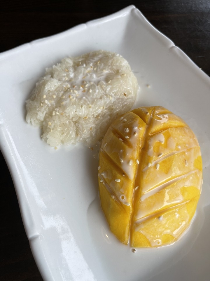 Mango With Sweet Sticky Rice