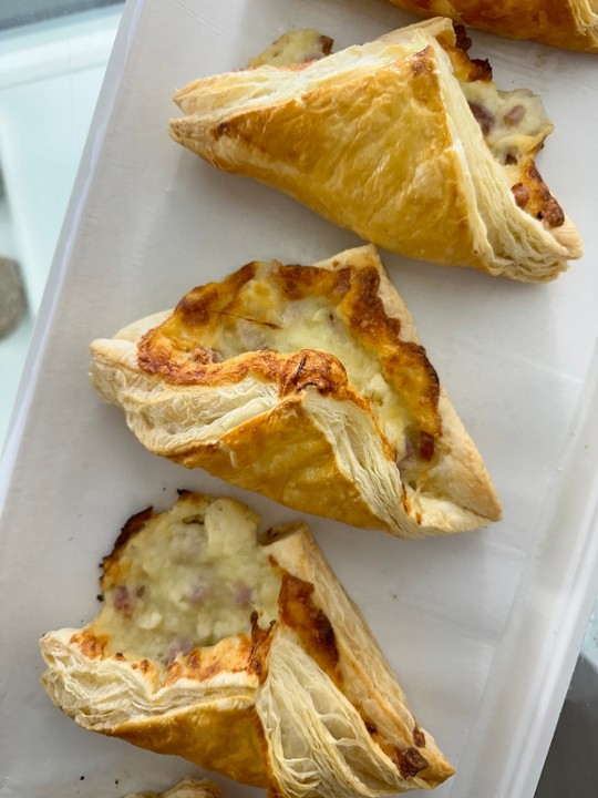 HAM AND CHEESE TURNOVER