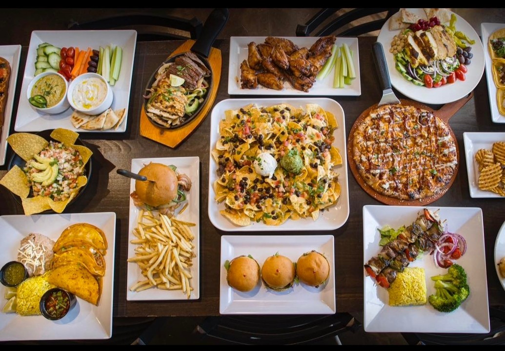 423 Main Bar Grill & Rooftop