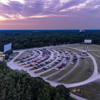 Getty Drive-In Theatre 920 E Summit Ave